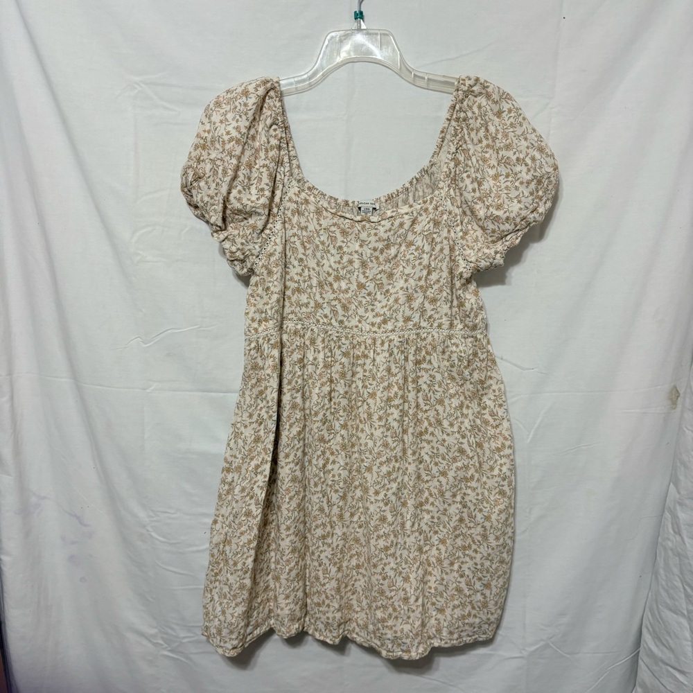 American Eagle Outfitters floral puff-sleeve babydoll dress. - Picture 2 of 9